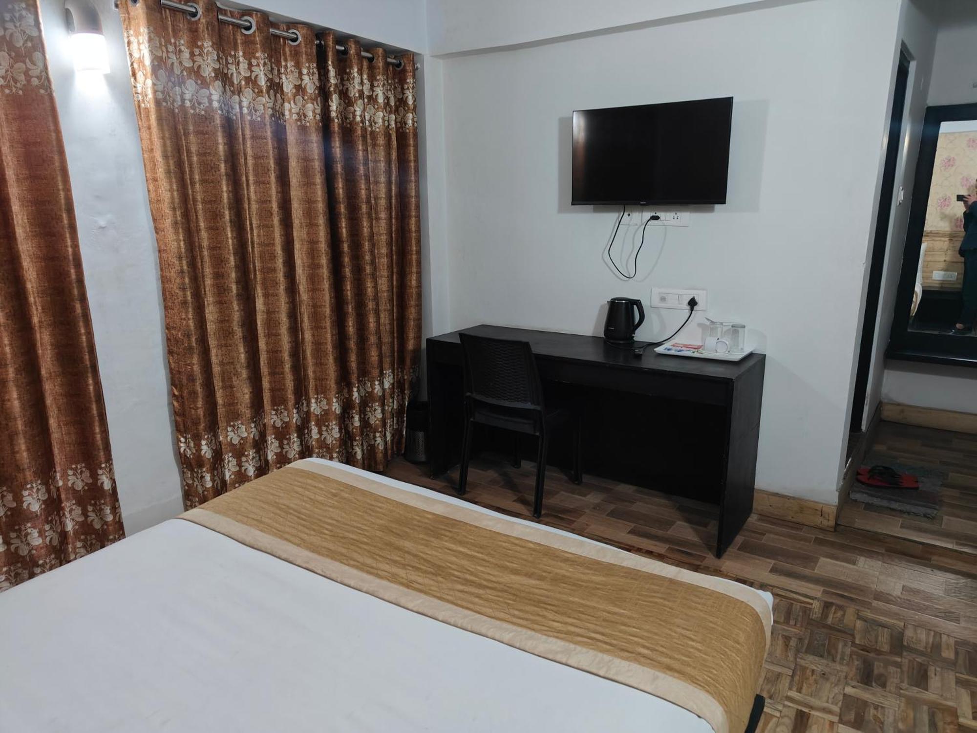 Cherrywood Suites & Spa By Easygorooms Darjeeling  Ngoại thất bức ảnh